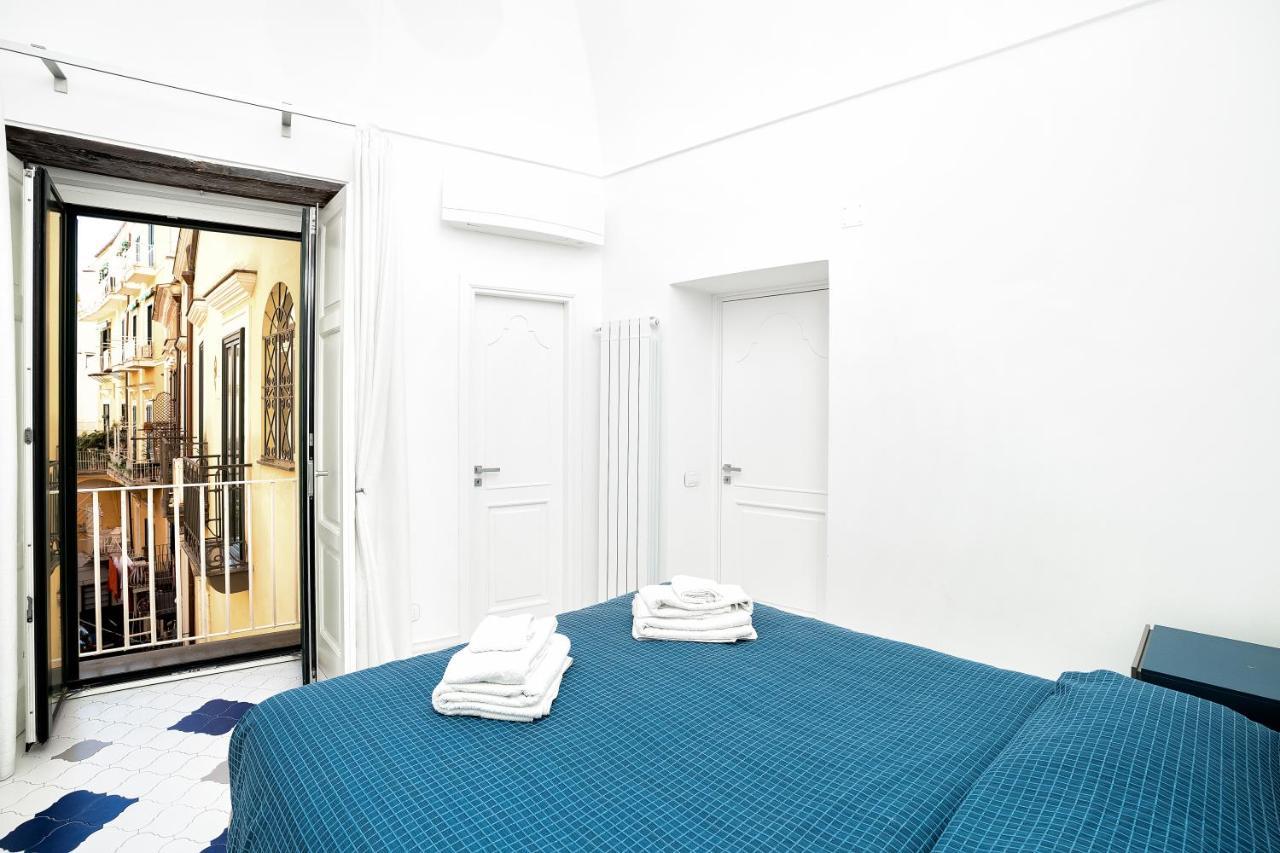 La Finestra Sul Corso Vila Amalfi Exterior foto