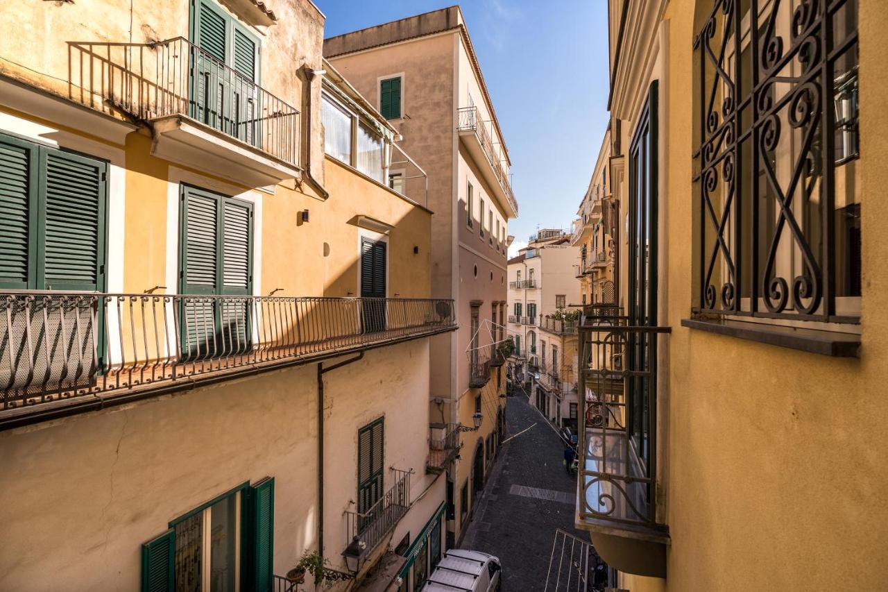 La Finestra Sul Corso Vila Amalfi Exterior foto